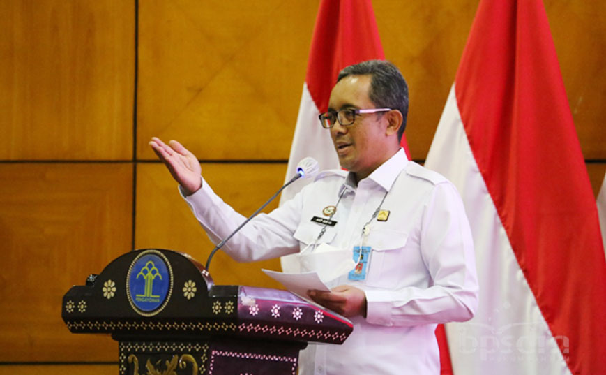 Maecenas ipsum lorem, sagittis et lacinia nec, pharetra et urna.